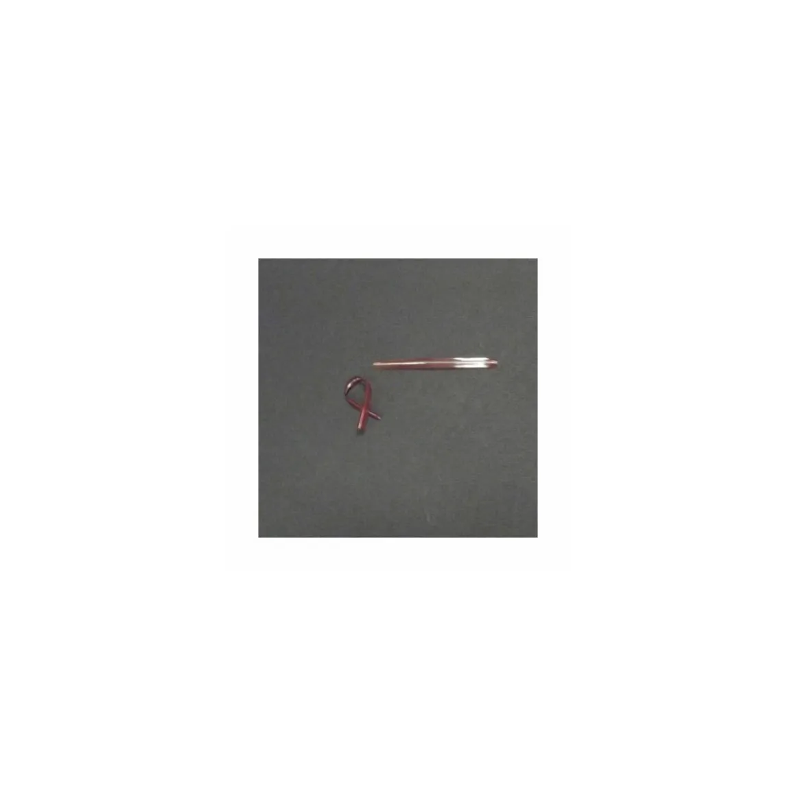 Attache cellophane rouge 9 x 0,7 cm - par 2000