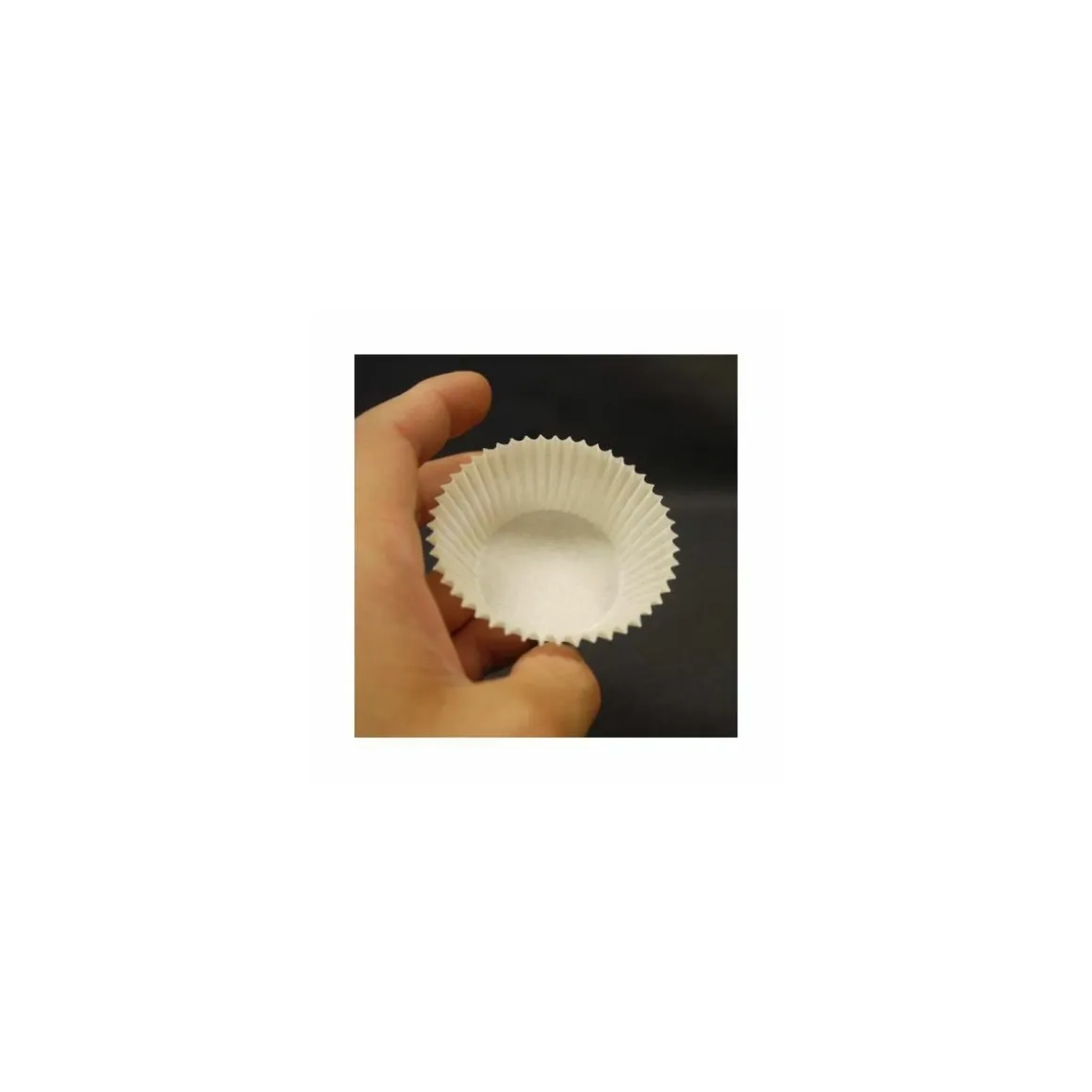 Caissette plissée blanche 4,3 x 2,7 cm (n°9) - par 1000