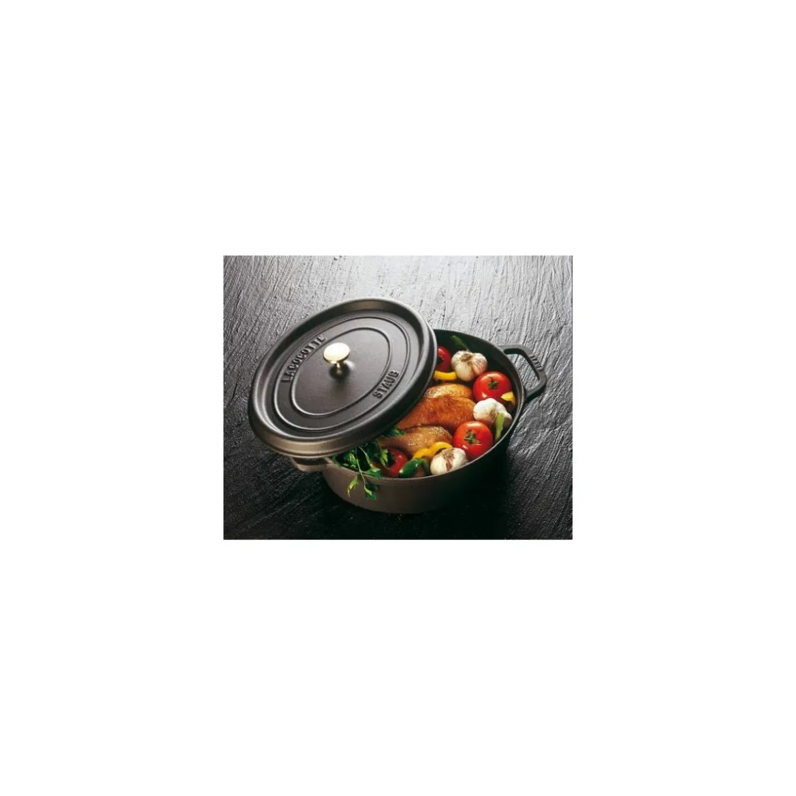 Cocotte fonte ovale noire Staub ø 31 cm